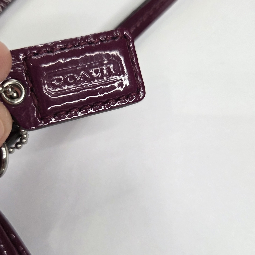 Free With Any Bundle 2+ More Items..Coach Wristlet - Picture 2 of 3
